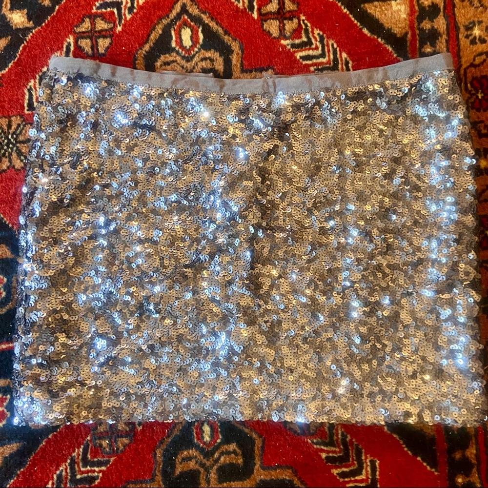 Sequin sparkty lavender mini skirt size 2